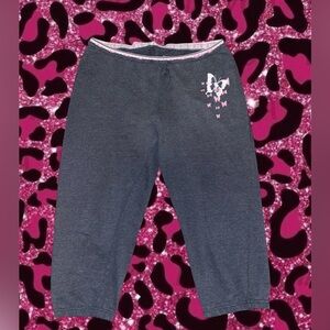 2010s Grey and pink butterfly capri sweatpants